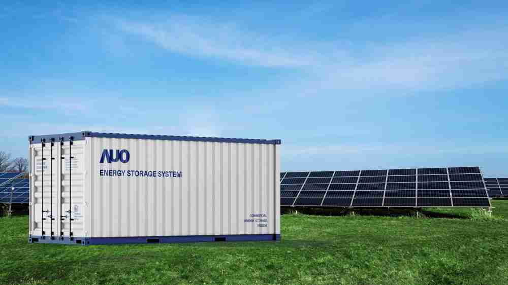 冰球突破透过AI数据管理，，，，提供不同类型用户进行储能与能源管理，，达到再生能源管控调度成效