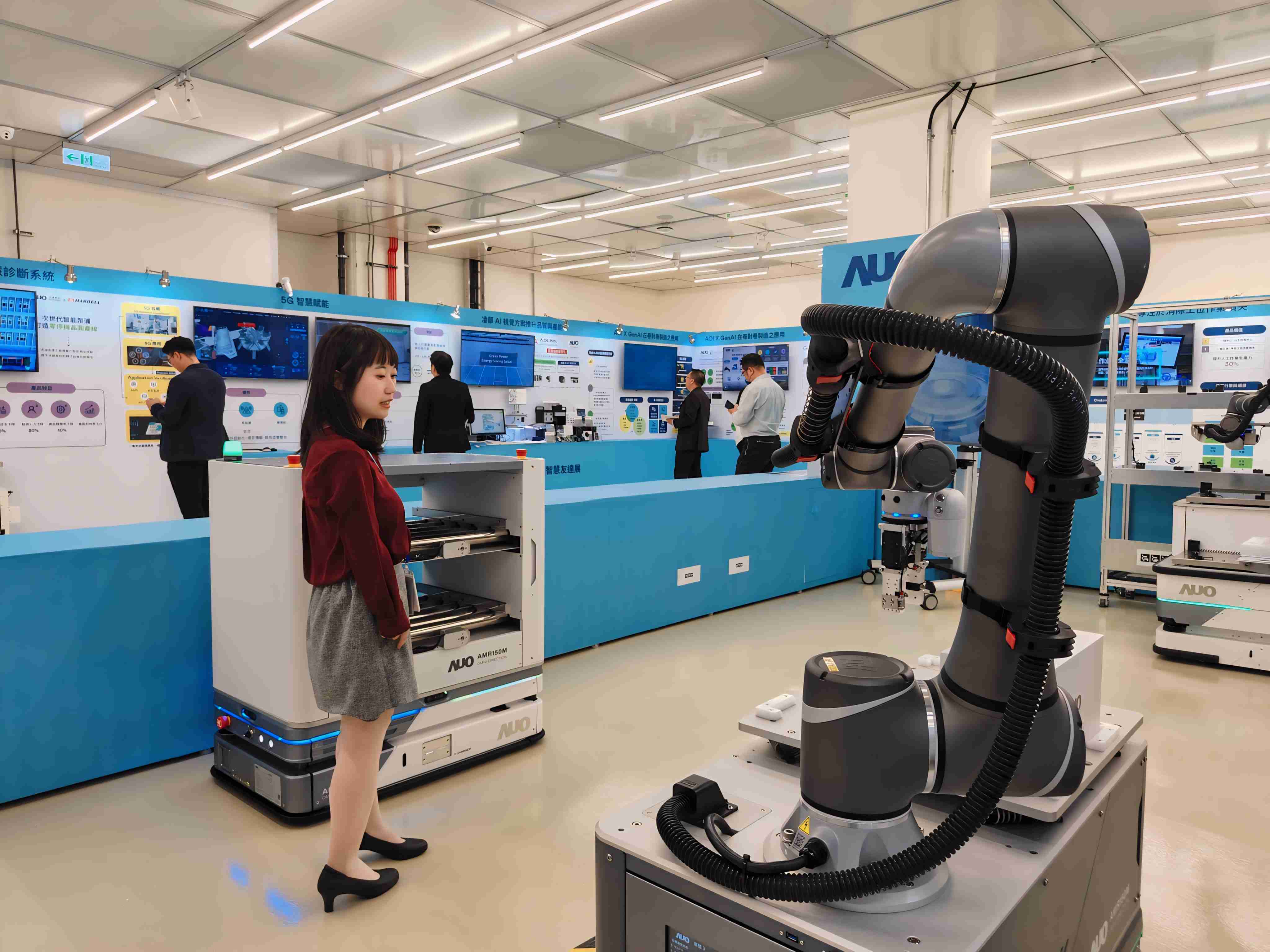 2024智能冰球突破展邀集生态圈伙伴共同参展，，，从数字应用、、净零减碳到能源发展，，，创造全方位永续商机，，，，携手生态圈伙伴迈向永续未来